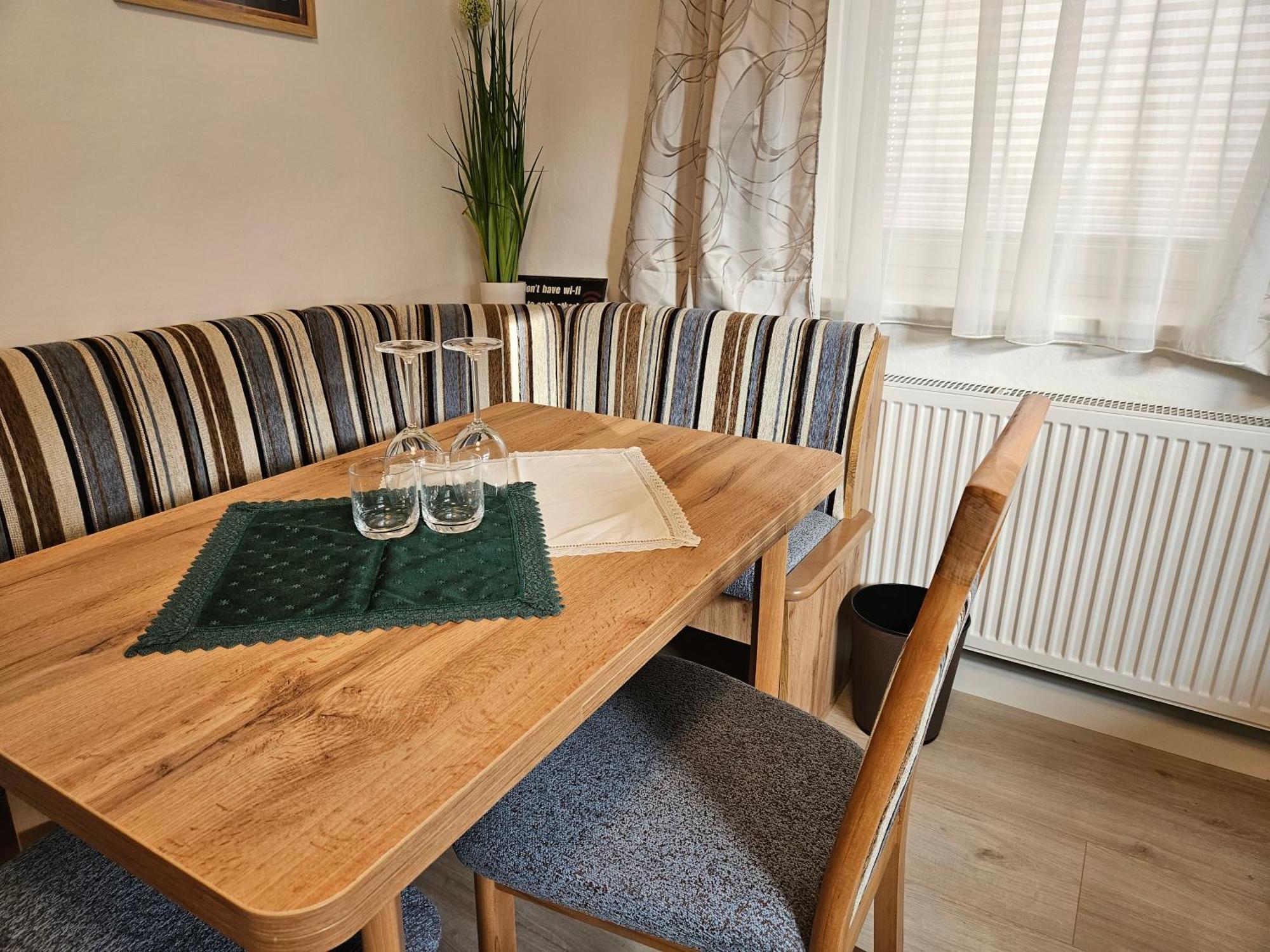 Gasthof Engelhof Gmunden Chambre photo
