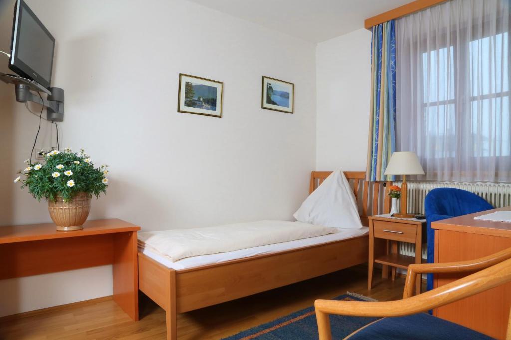 Gasthof Engelhof Gmunden Chambre photo